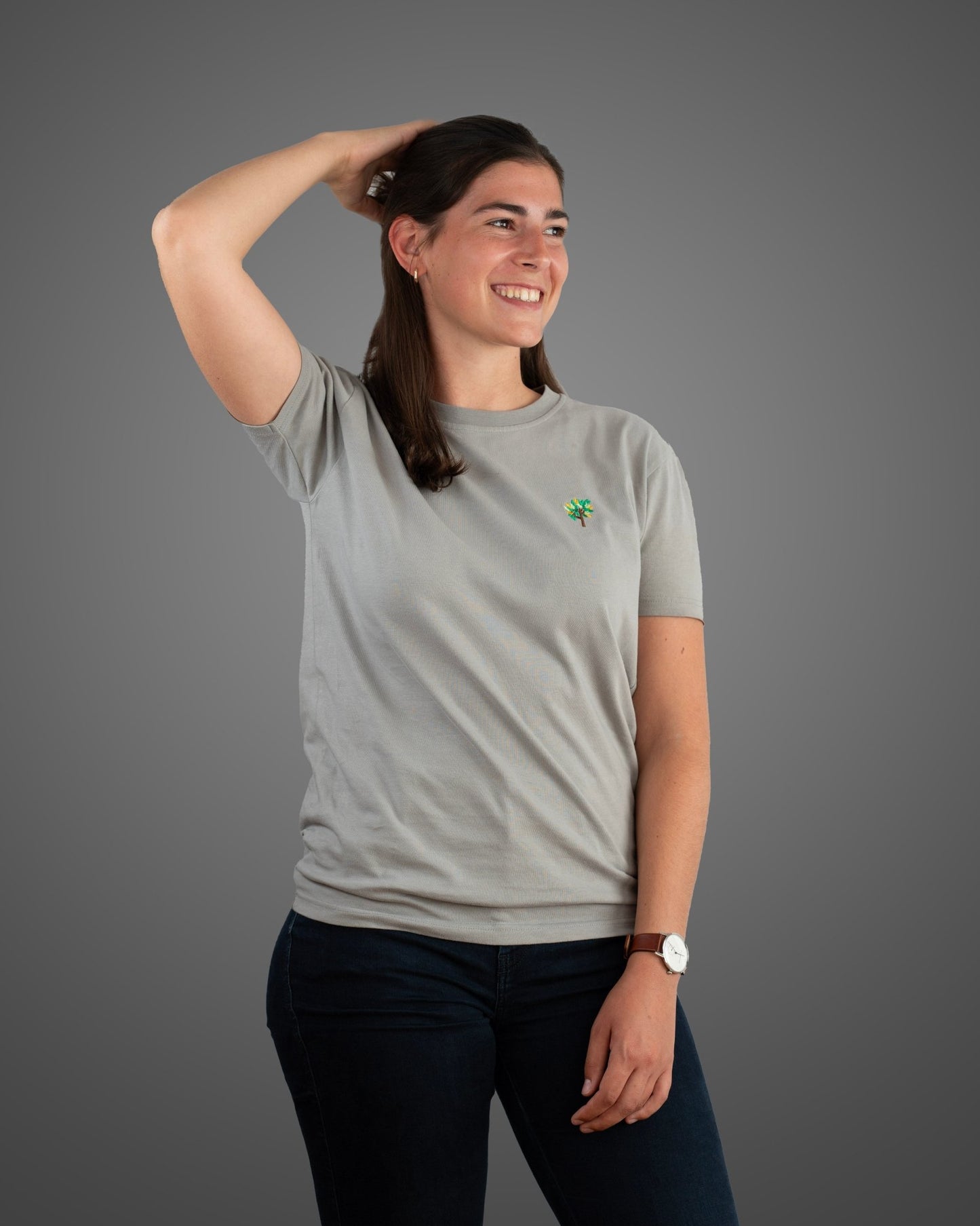 Minimalist T-shirt, Grey, Women - NaturalGlobe.org