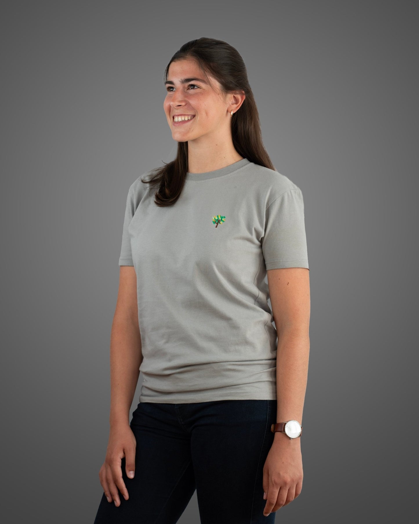 Minimalist T-shirt, Grey, Women - NaturalGlobe.org